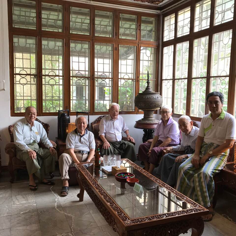 This image has an empty alt attribute; its file name is u-ba-than-and-classmates-from-1941.jpg