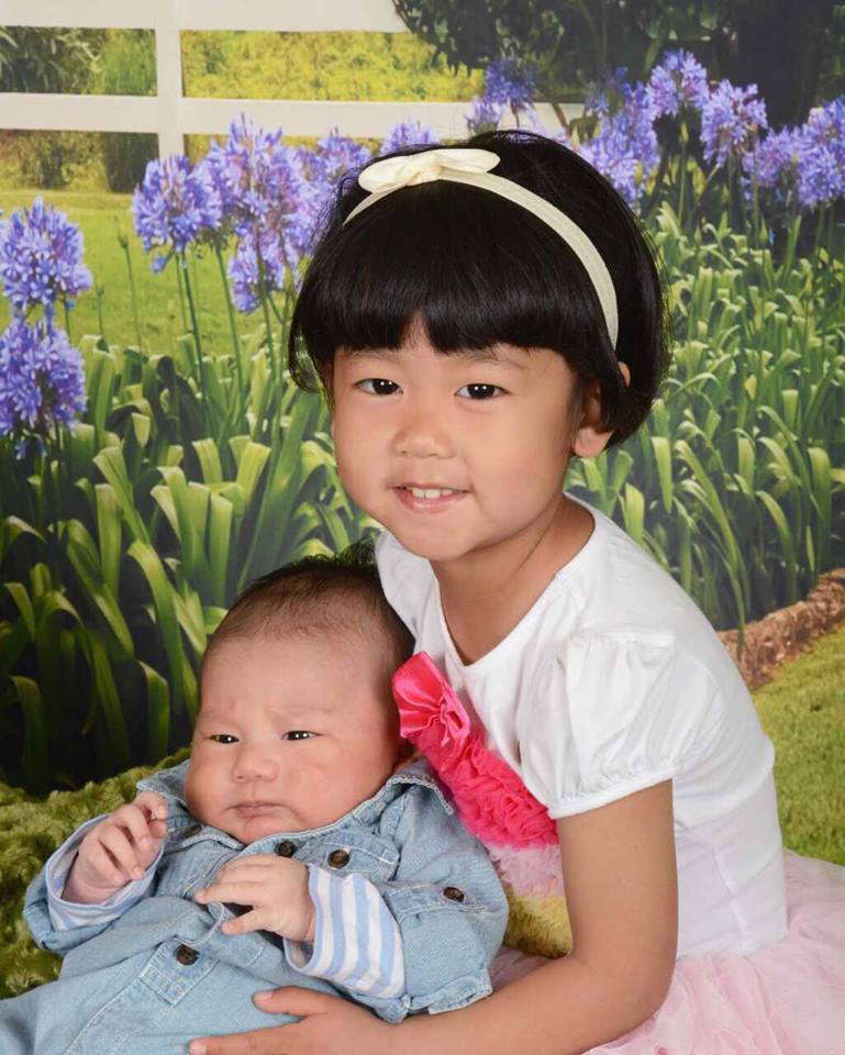 This image has an empty alt attribute; its file name is four-generations-2.jpg