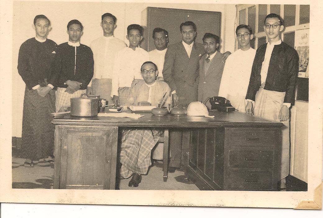 This image has an empty alt attribute; its file name is tin-htoon-1.jpg