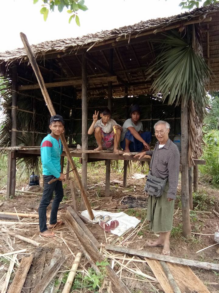 This image has an empty alt attribute; its file name is yee-pinn-m69.jpg